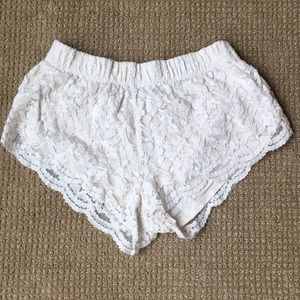White lace shorts